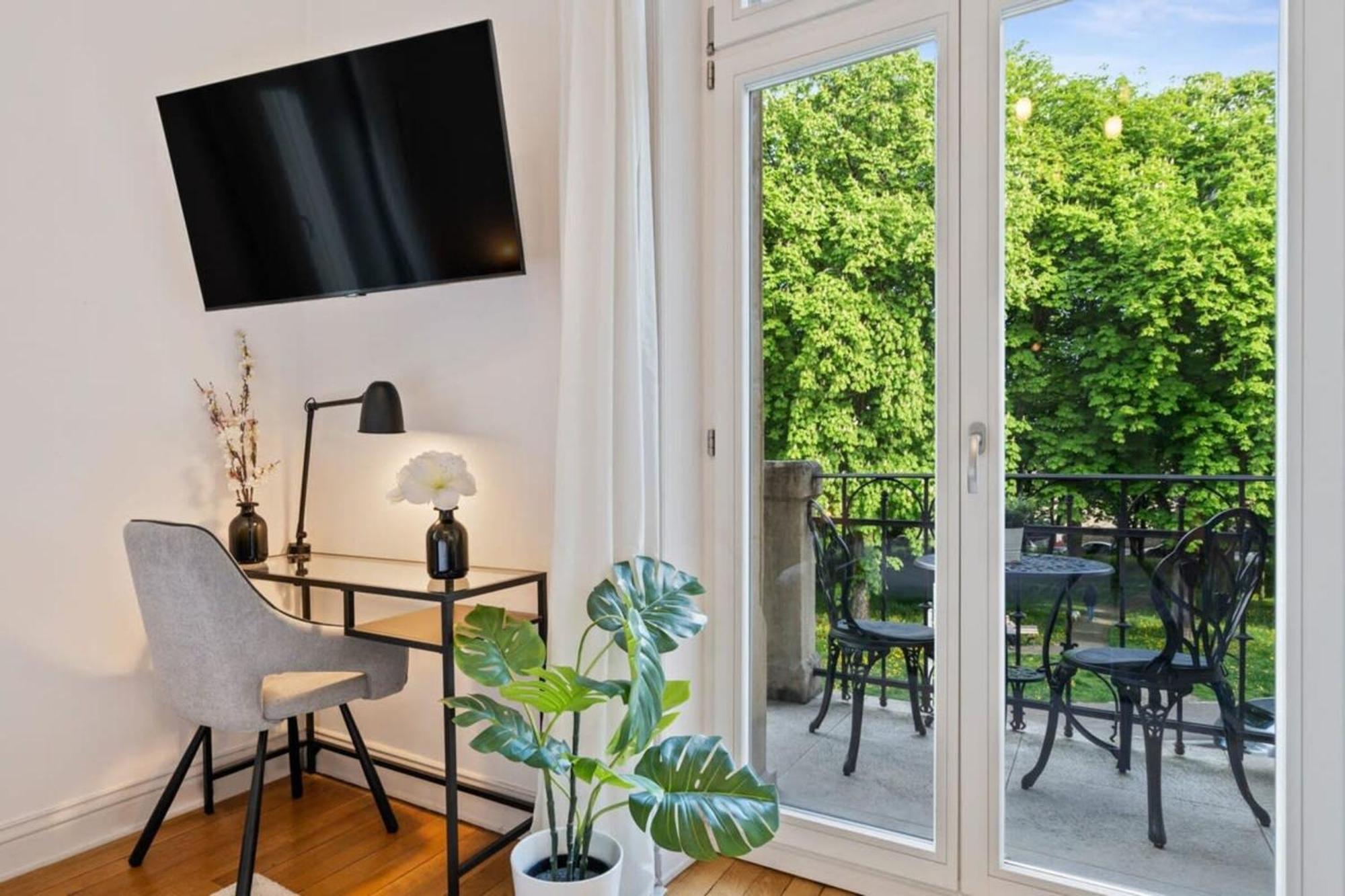 Spacious & Tranquil In Limpertsberg Homestay Luxembourg