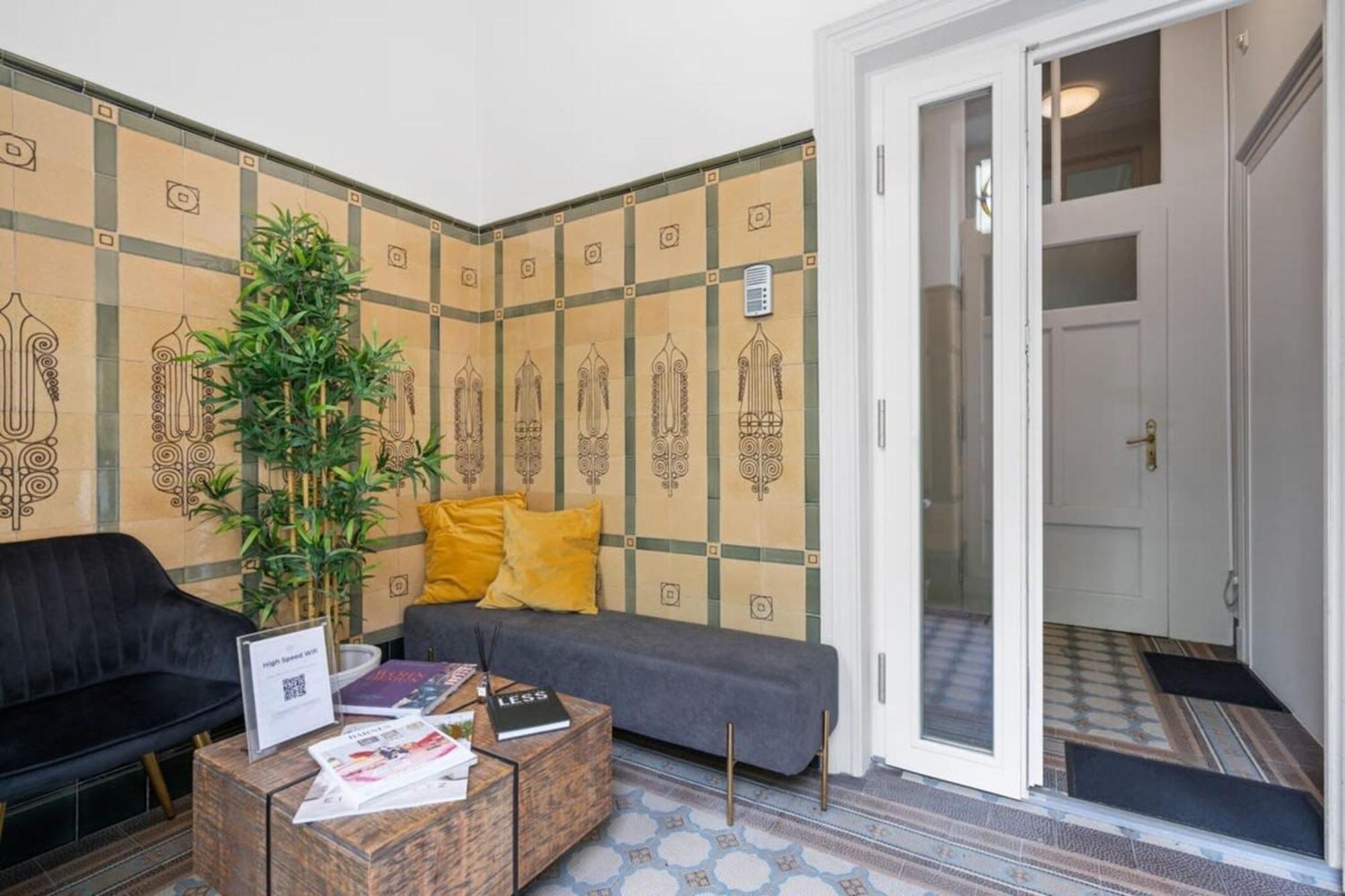 Homestay Spacious & Tranquil In Limpertsberg Luxembourg